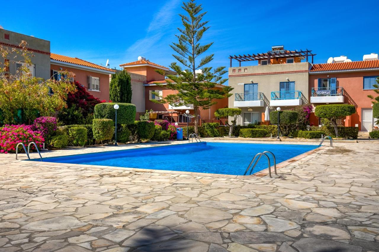 Antonia'S Palace Rooftop Jacuzzi Stunning View Paphos Esterno foto